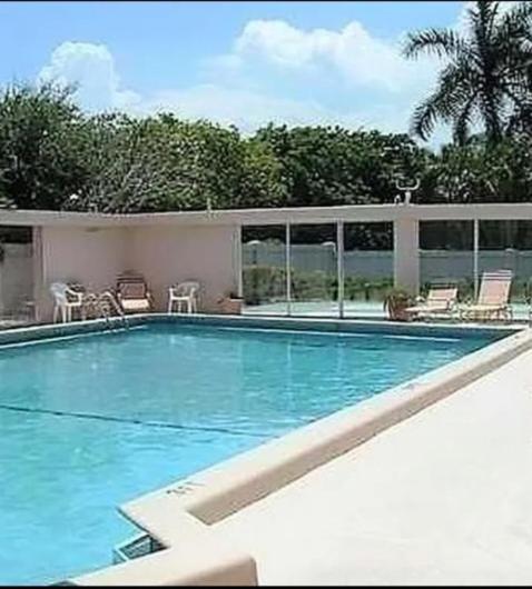 Ocean Walk Fort Lauderdale